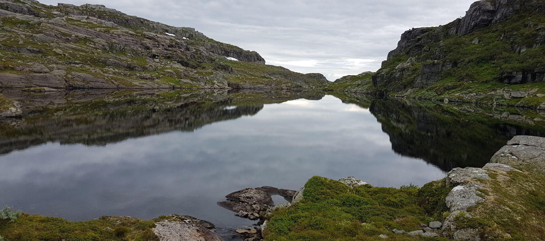 Dørlevatn og Langavatn