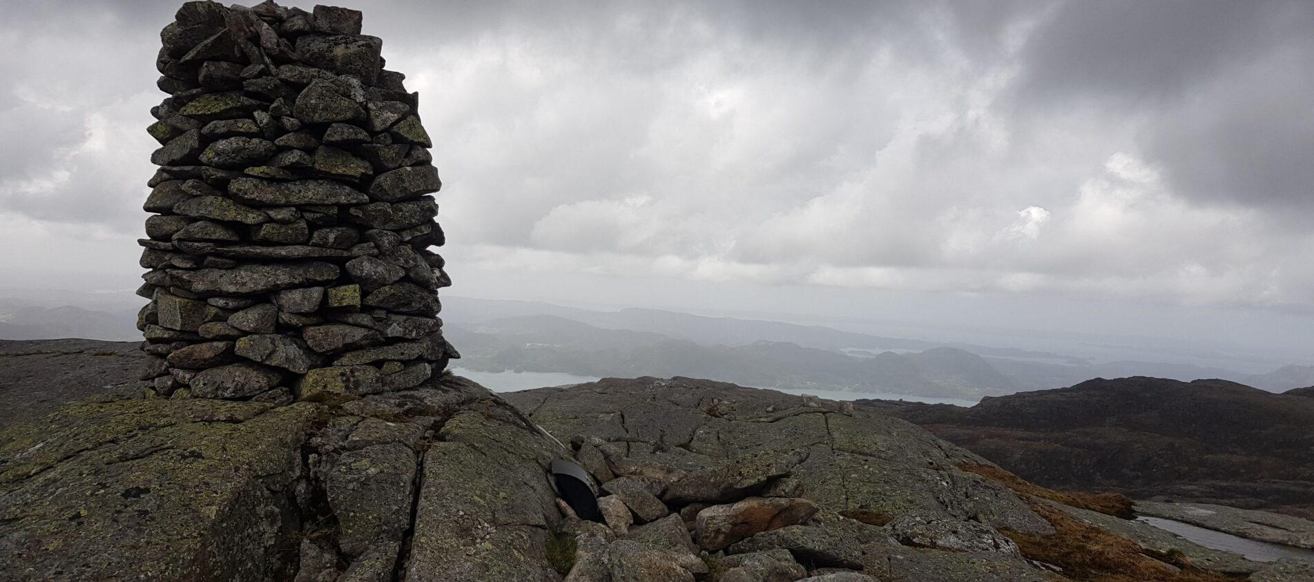 Javnan, Våbrekkefjell, Vikestølen, Trollafjellet