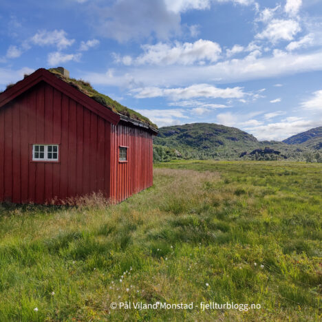 Kvannenuten, Krokavassnuten og Hakasakkegga