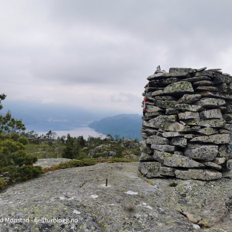 Kaldefjell, Botnanuten og Dyrskarnuten