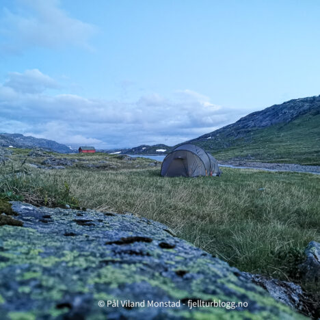 Kvannenuten, Krokavassnuten og Hakasakkegga