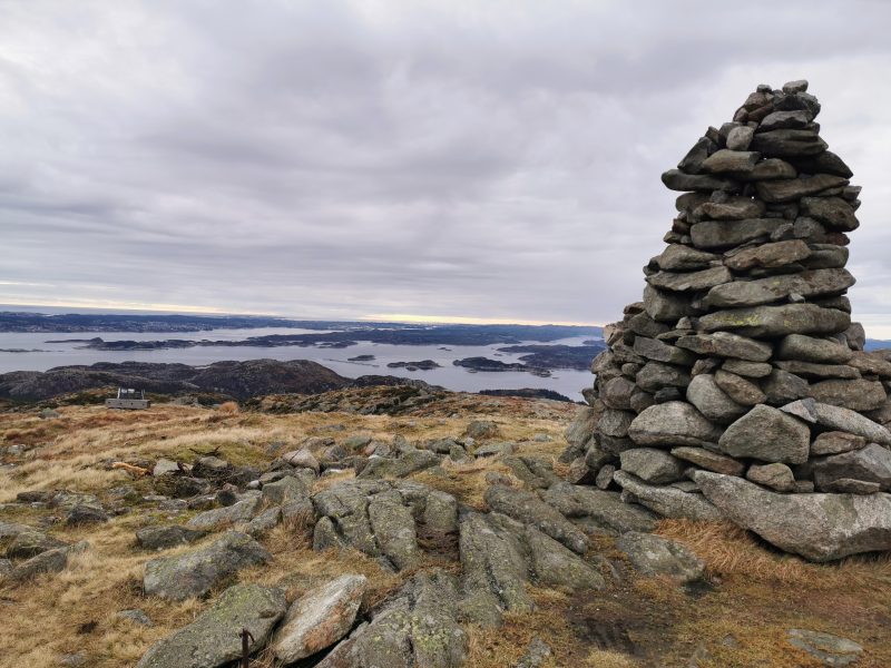 Varden på Boknafjellet, 293 moh.