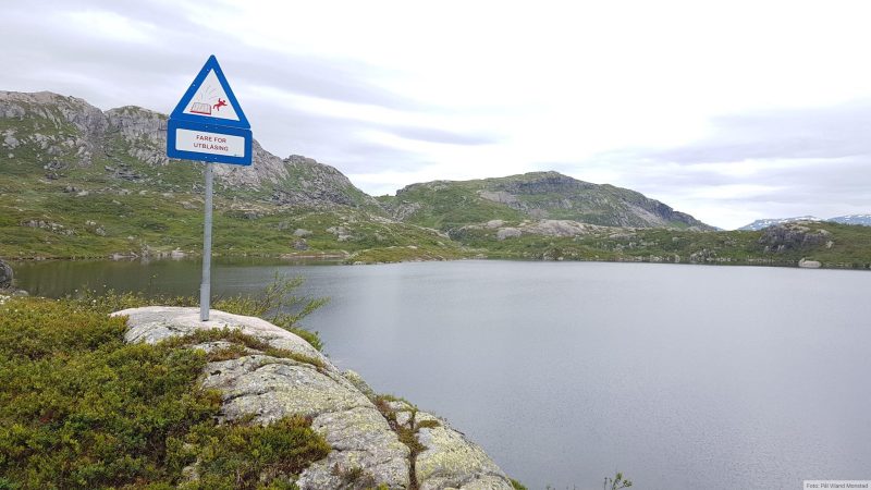 Bekkeinntaket har det med å blåse farlige fontener under stor vannføring.