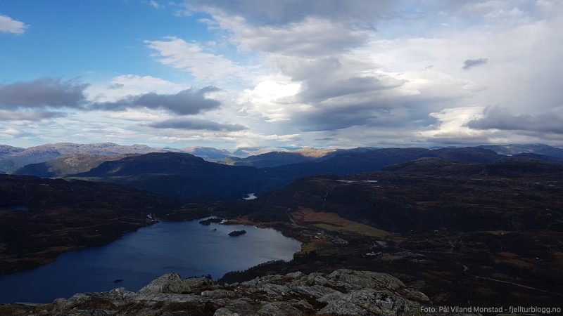 Utsikt nordover. Mosvatnet
