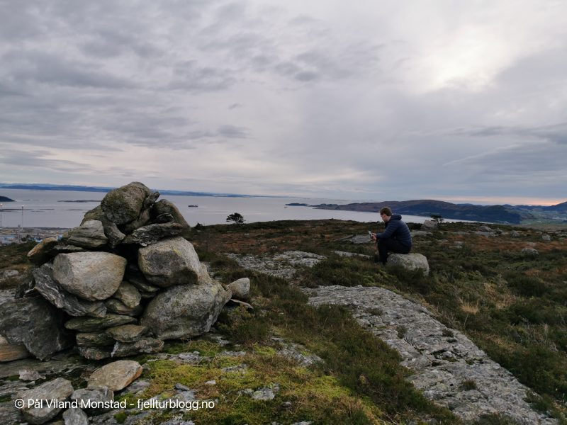 Fin utsikt utover Boknafjorden. Bokn til høyre.