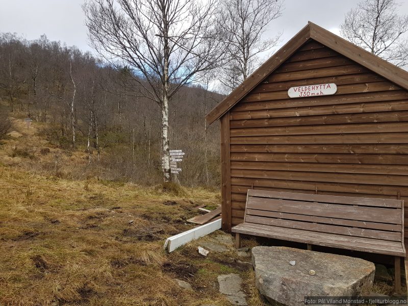 Veien slutter her ved Veldehytta