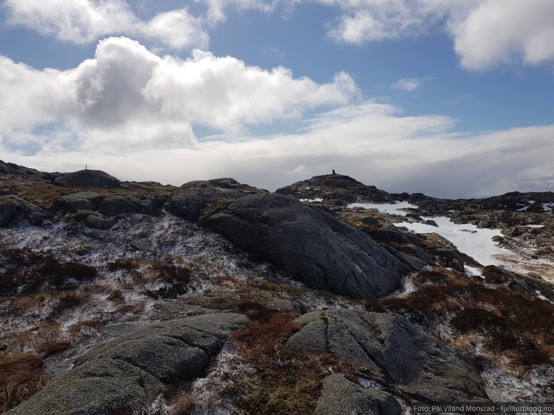 Varden på Ulserhaug kommer til syne
